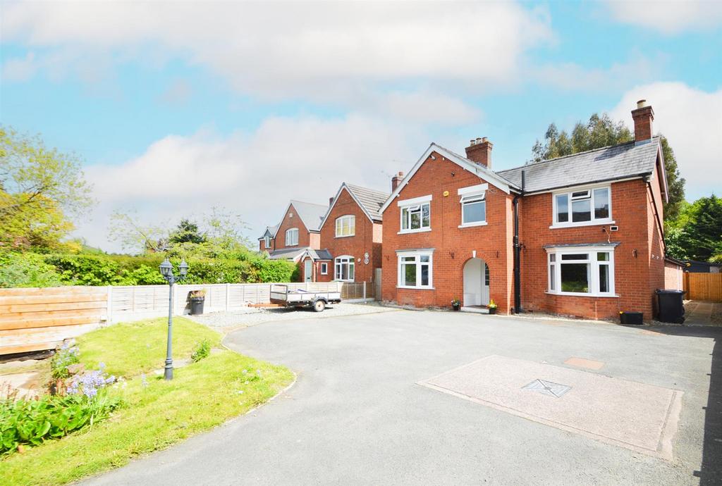 Battlefield Road, Shrewsbury 3 bed detached house for sale £475,000