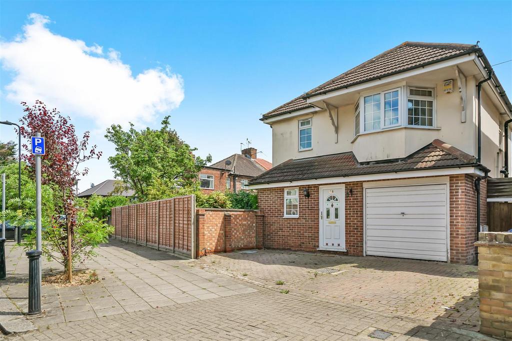 Allendale Road, Greenford 3 bed detached house for sale £575,000