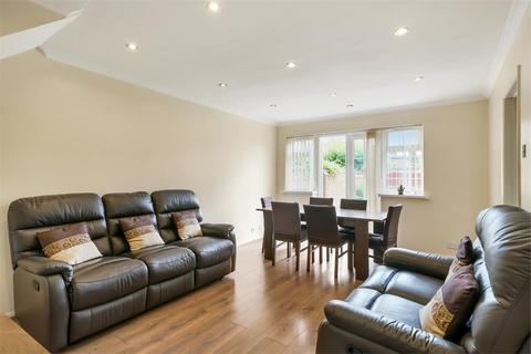 1b Allendale Road, Greenford, UB6 0RA