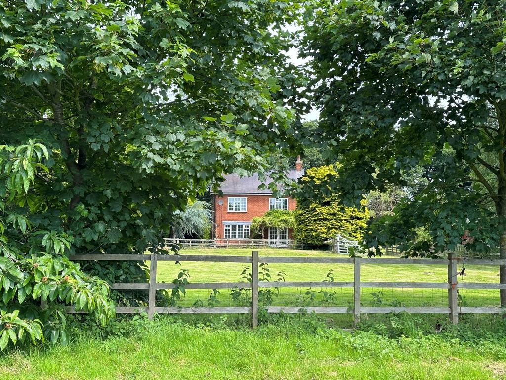 Caistor LINCOLNSHIRE 3 bed detached house for sale £650,000