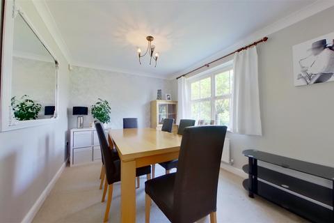 26 Kendall Place, Medbourne, Milton Keynes, MK5 6LR
