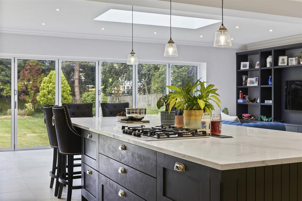Kitchen/Breakfast/Family Room