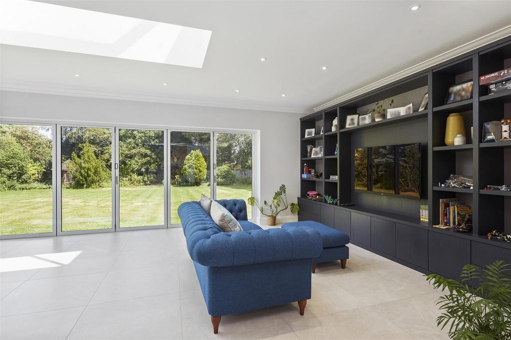 Kitchen/Breakfast/Family Room