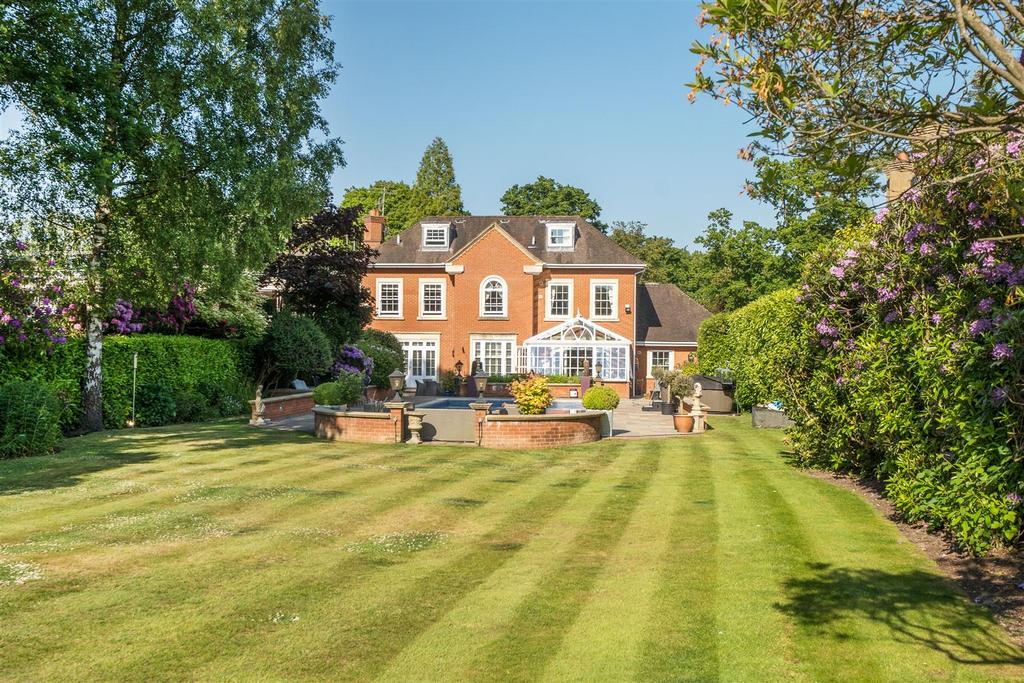 Warren Drive, Kingswood, Surrey 7 bed detached house £2,850,000