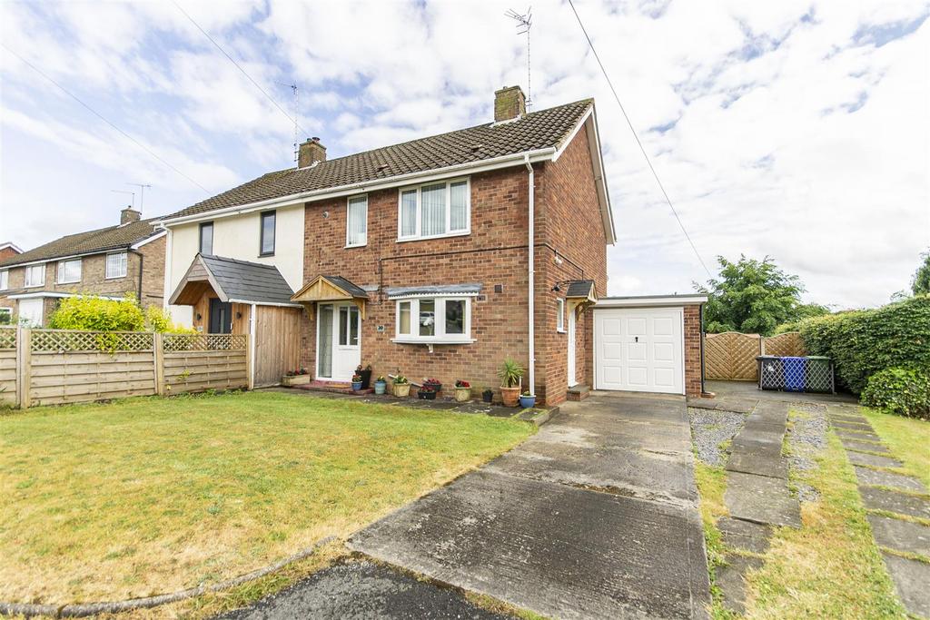 Purbeck Avenue, Chesterfield 2 bed semidetached house for sale £239,950