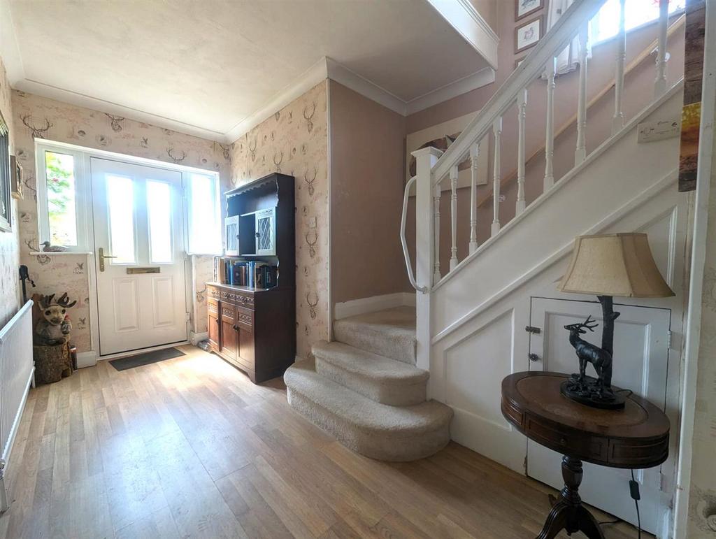 Belgrave Drive, Hornsea 3 bed house for sale £199,950