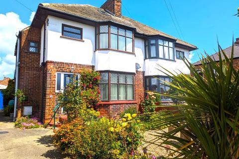 3 bedroom house for sale, Belgrave Drive, Hornsea