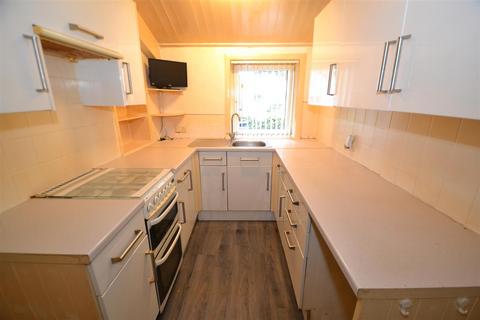 348 Beacon Road, Bradford, BD6 3DP