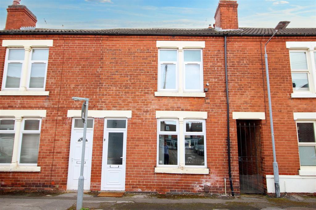 Ellis Grove, Beeston, Nottingham 2 bed terraced house for sale £235,000