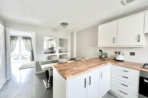 4 Darnbrook Drive, Sheffield, S5 9BJ