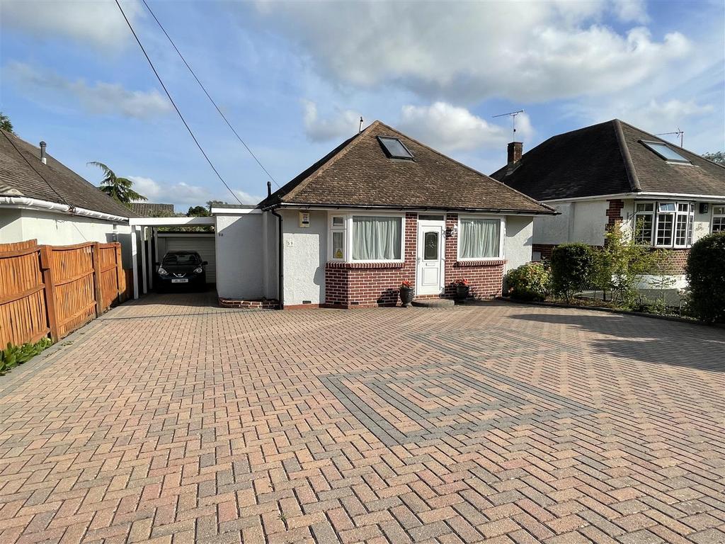 Springdale Road, Broadstone BH18 4 bed chalet for sale £475,000
