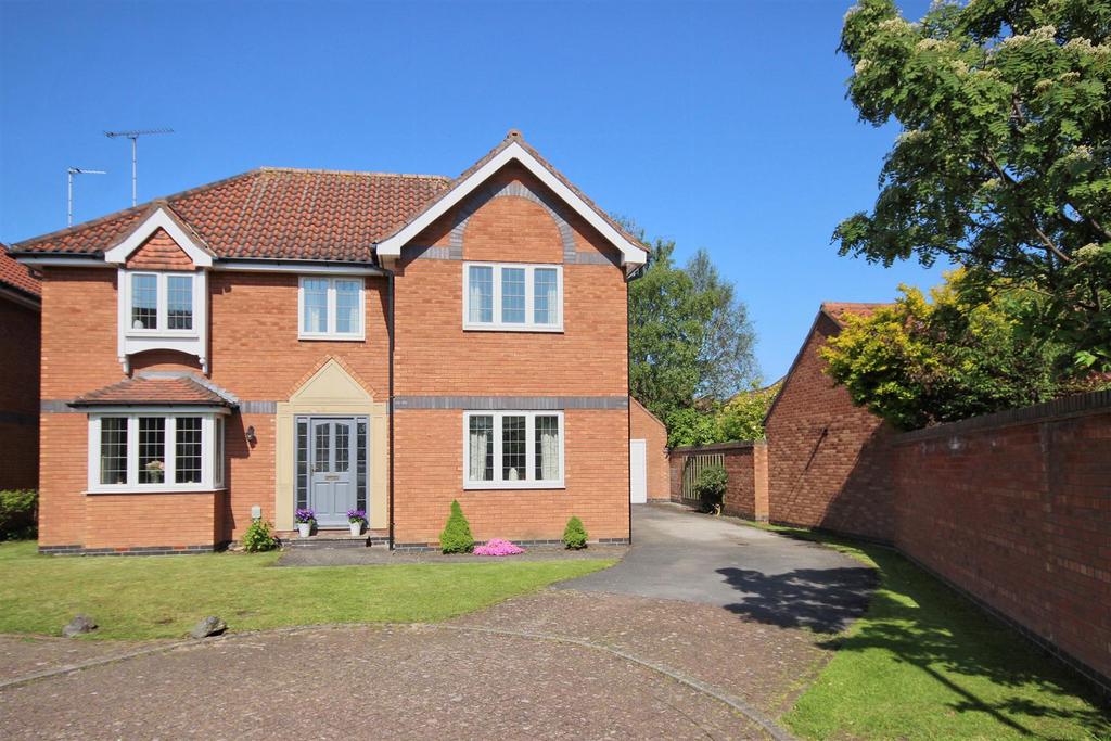 Manor Park, Beverley 4 bed detached house for sale £595,000