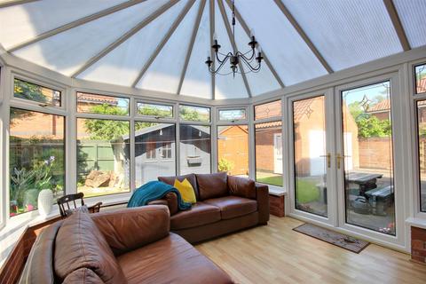 4 bedroom detached house for sale, Manor Park, Beverley