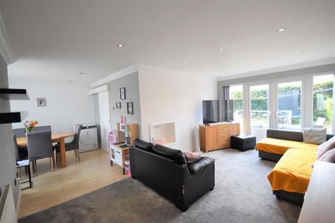 10 Birt Grove, Goole, DN14 6RP