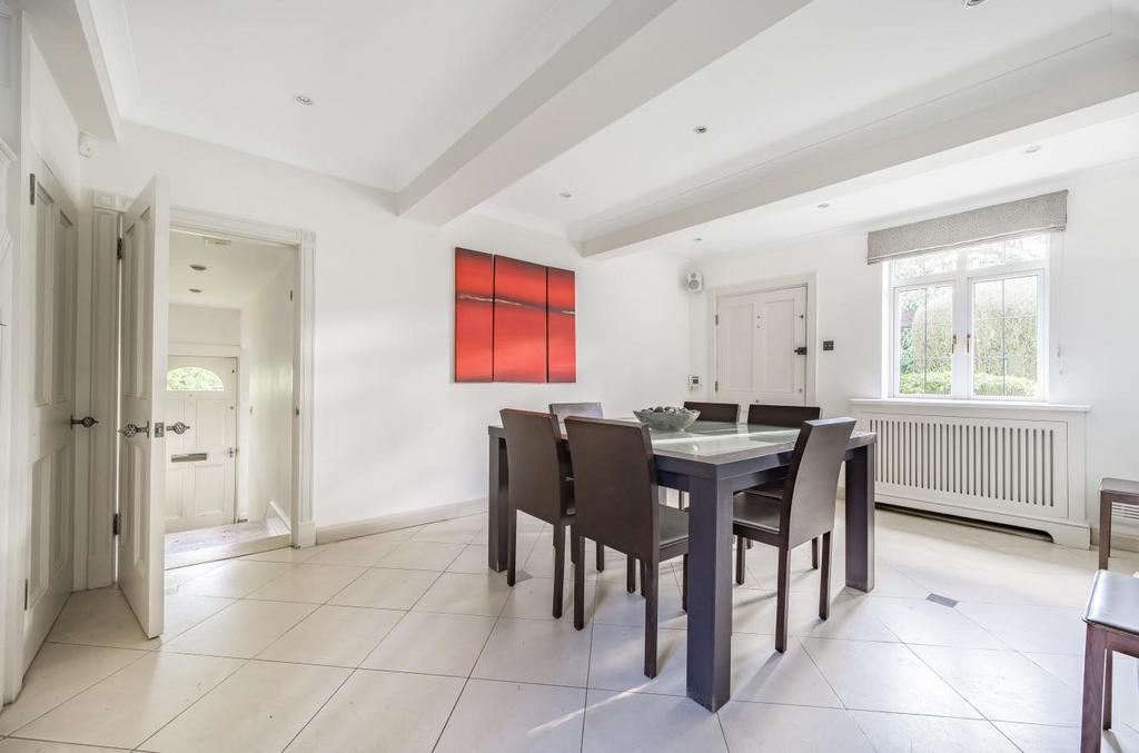 PIC 18 BIG DINING ROOM.jpg