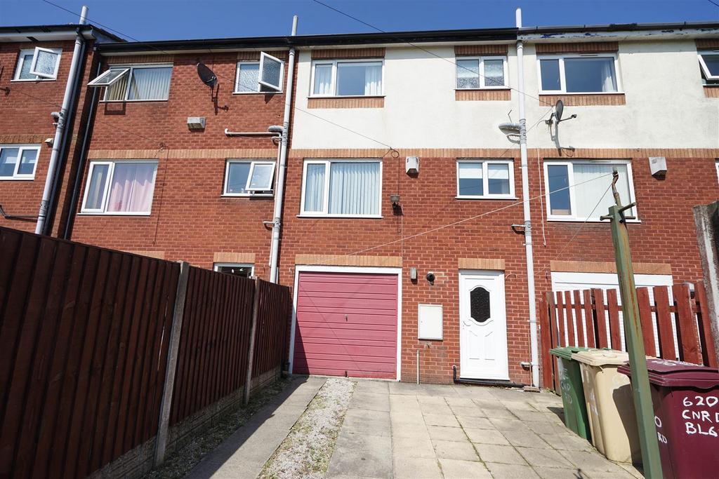 Chorley New Road, Horwich, Bolton 3 bed townhouse for sale £165,000