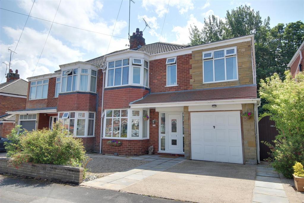Redland Drive, Kirk Ella 4 bed semidetached house for sale £339,950