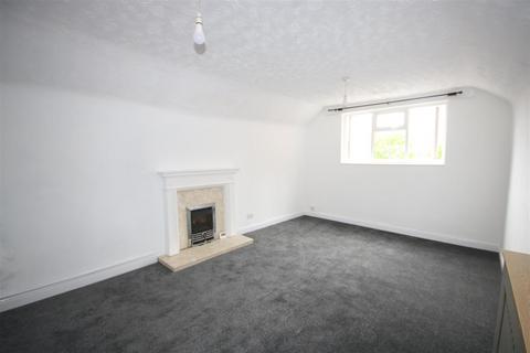 3 bedroom flat to rent, Long Street, Atherstone