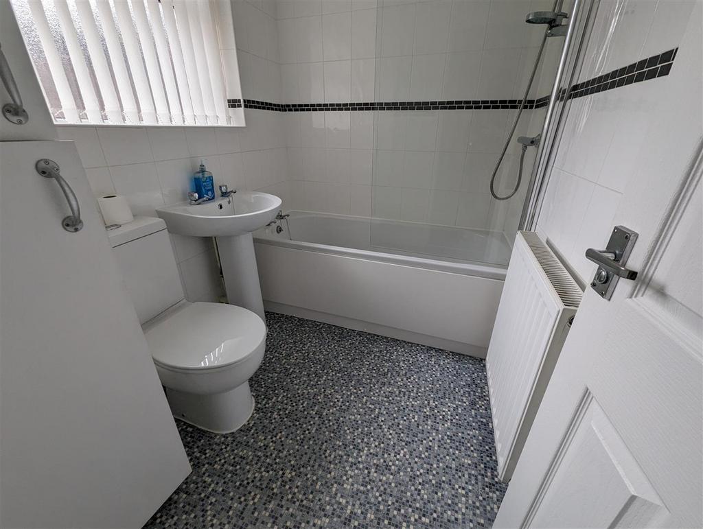Ground Floor Bathroom