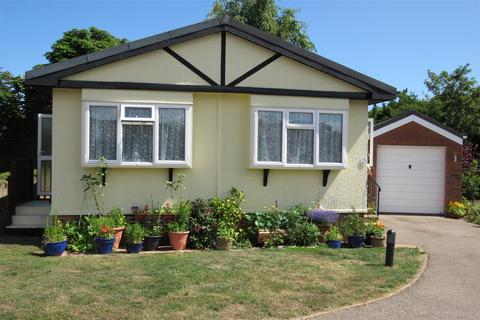 2 bedroom mobile home for sale, Keat Farm Close, Herne Bay