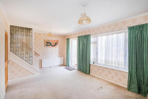 4 Guildford Road, London, E17 4DZ