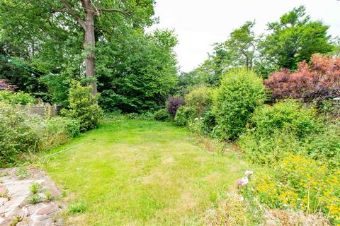 11 The Covert, Petts Wood, Orpington, BR6 0BT
