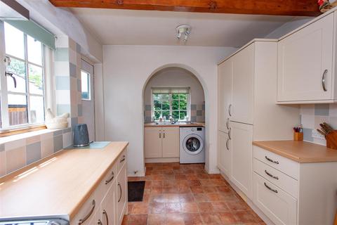 11 The Covert, Petts Wood, Orpington, BR6 0BT