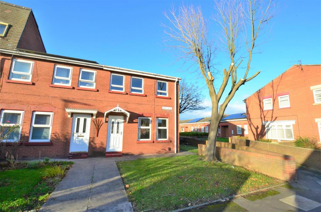 Bond Close, Southwick, Sunderland 3 bed terraced house £650 pcm (£150 pw)