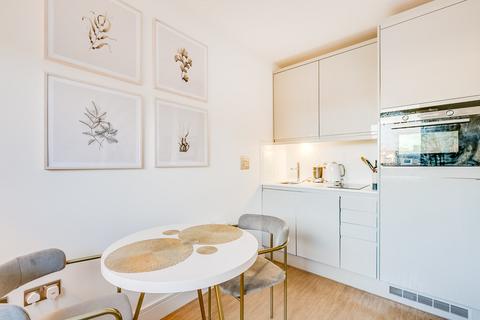 1 bedroom flat to rent, Jessica House, SW18
