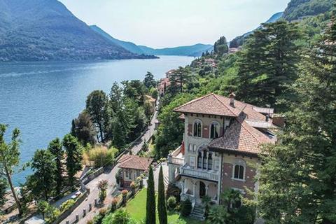 2 bedroom penthouse, Laglio, Lake Como, Lombardy