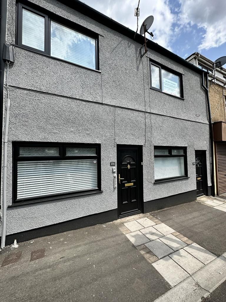 Ystrad Road, Pentre, Rhondda Cynon Taff. CF41 7PH 1 bed flat to rent