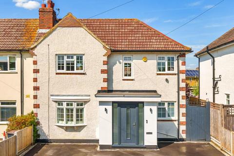 25 Holmcroft Way, Bromley, BR2 8AD