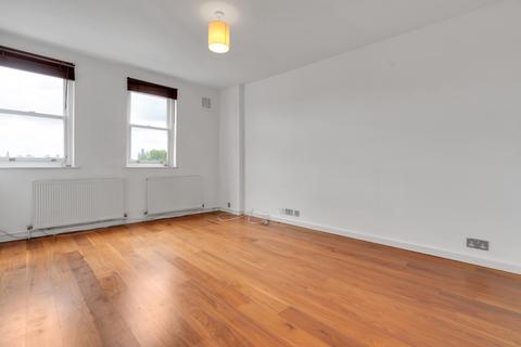 2 bedroom apartment to rent, Cross Street, London, N1