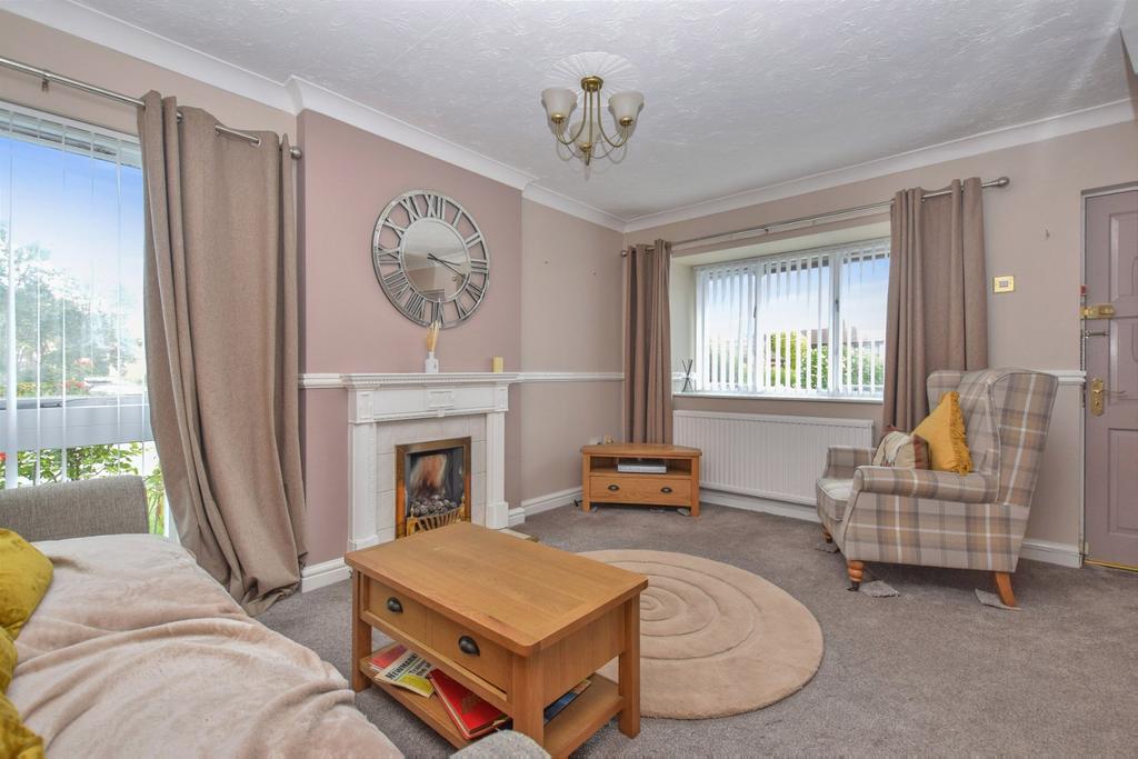 Moorland Drive, Runcorn 2 bed semidetached house for sale £135,000