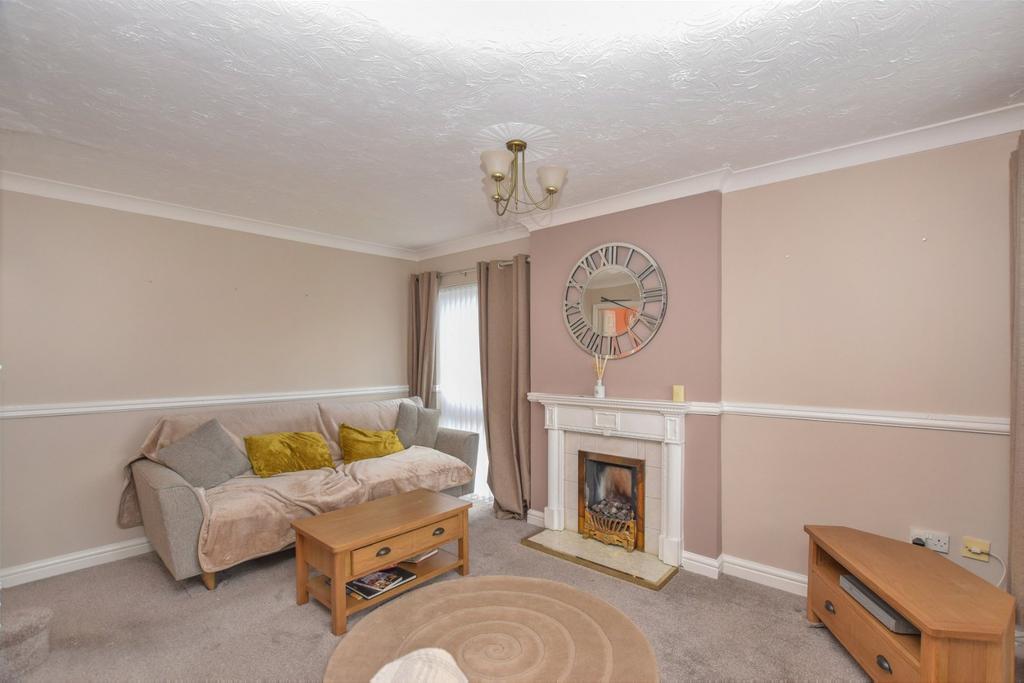 Moorland Drive, Runcorn 2 bed semidetached house for sale £135,000