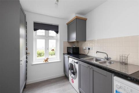 11 Burnbrae Pend, Bonnyrigg, EH19 3FH