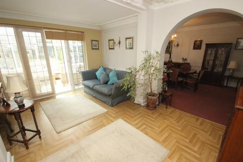 49 Whitecroft Way, Beckenham, BR3 3AQ