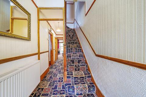 38 Maple Road, London, SE20 8HE