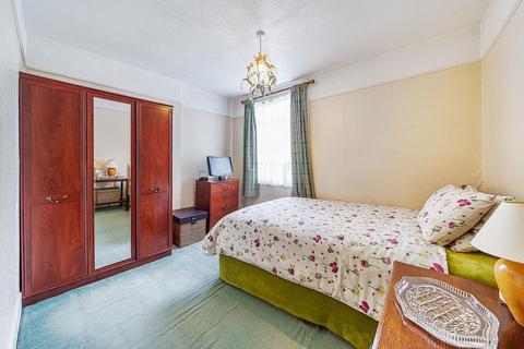 38 Maple Road, London, SE20 8HE