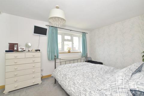 10 Chalkpit Road, Portsmouth, PO6 4EX