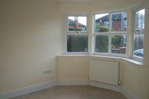 4 bedroom semi-detached house to rent, The Villas, Lynfield Gardens, SCHOLES LS15