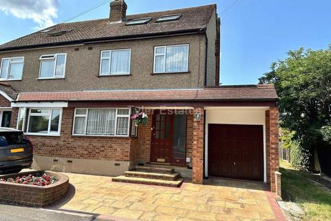30 Burstead Drive, Billericay, CM11 2QP