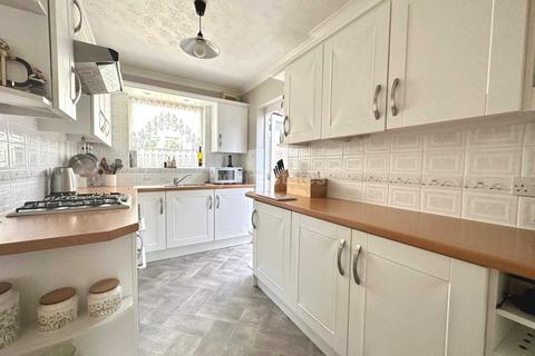 30 Burstead Drive, Billericay, CM11 2QP
