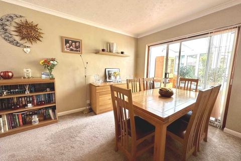 30 Burstead Drive, Billericay, CM11 2QP