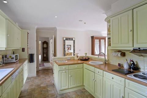Lyebrook House Snowshill Road, Broadway, WR12 7JS