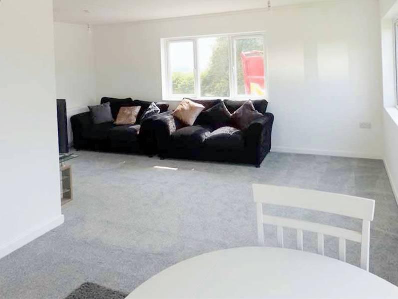 Dining-Lounge