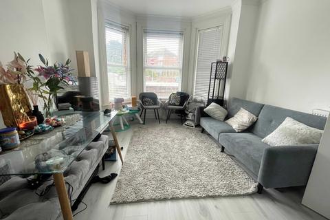 1 bedroom ground floor flat to rent, Bedfordwell Road, Eastbourne BN22