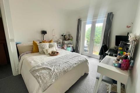 1 bedroom ground floor flat to rent, Bedfordwell Road, Eastbourne BN22
