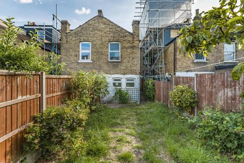 127a Trevelyan Road, London, SW17 9LP