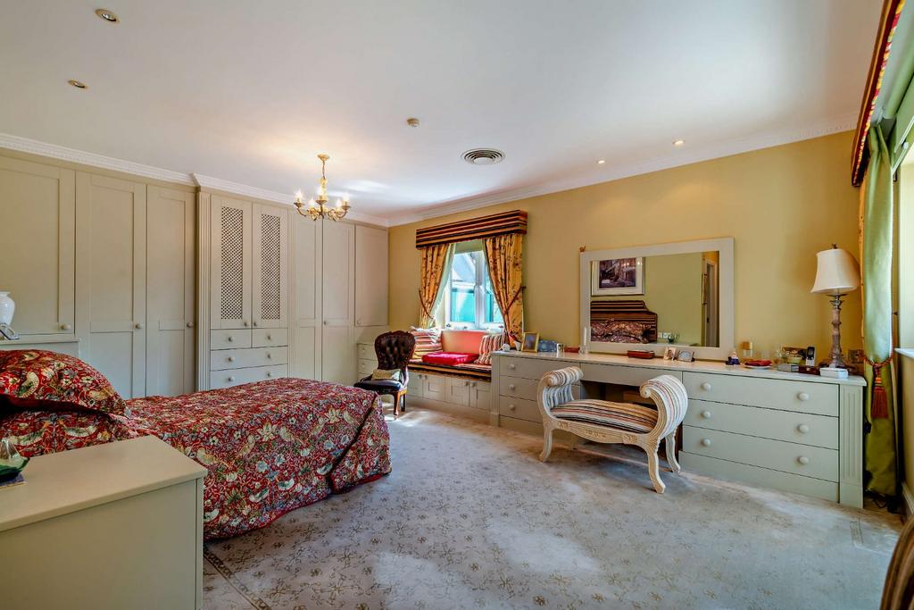 Principal Bedroom